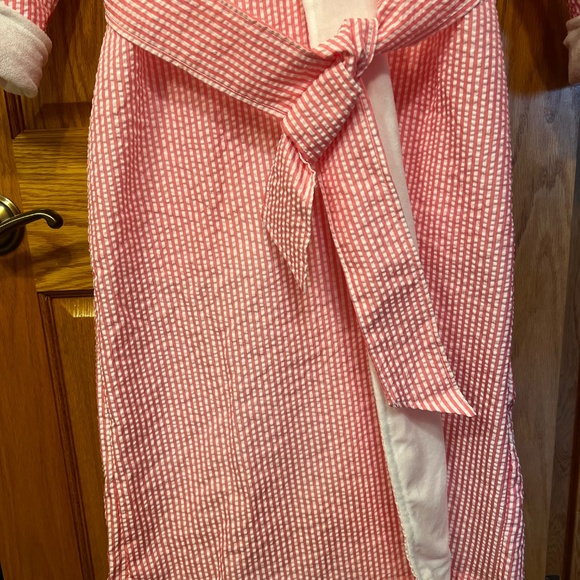 Royal Hawaiian hotel  luxury Robe - Picture 4 of 8